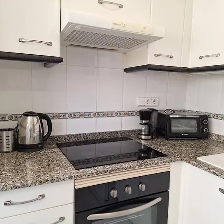 Sunny Albir Apartment *
